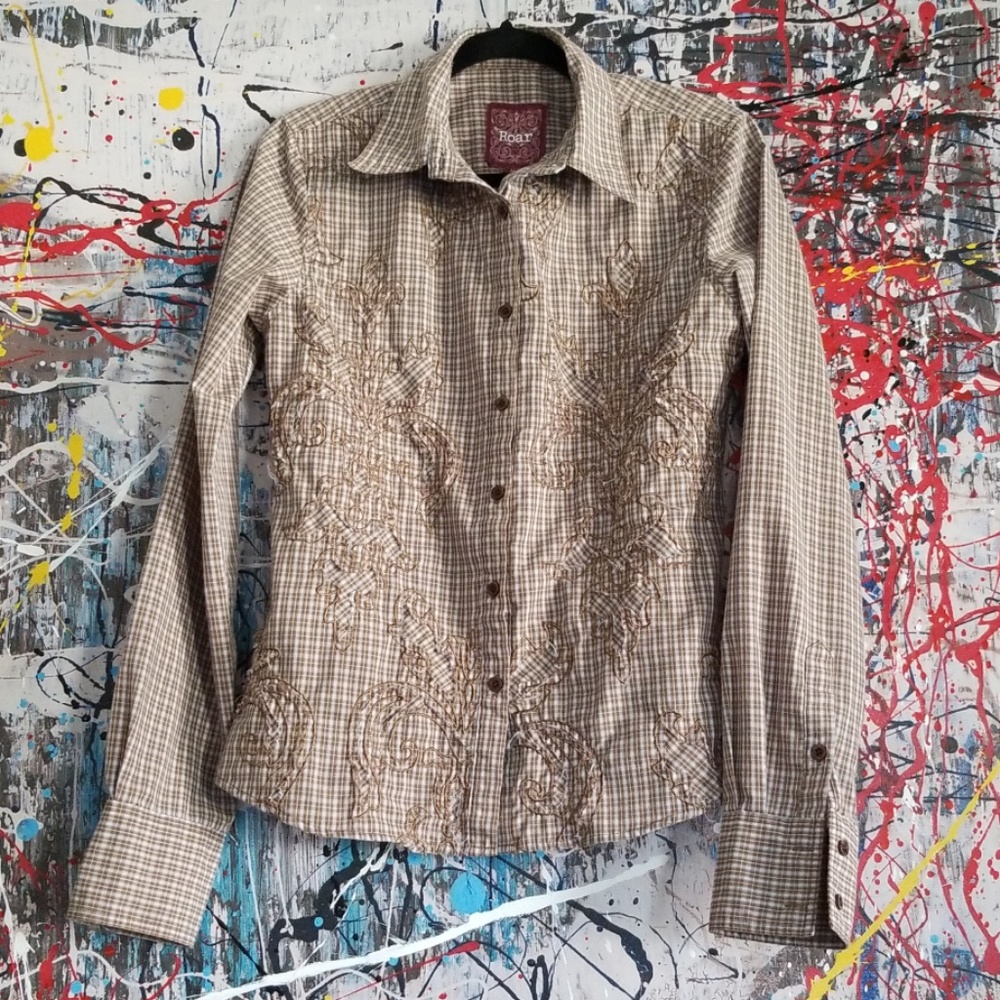 Roar Button Down - image 1